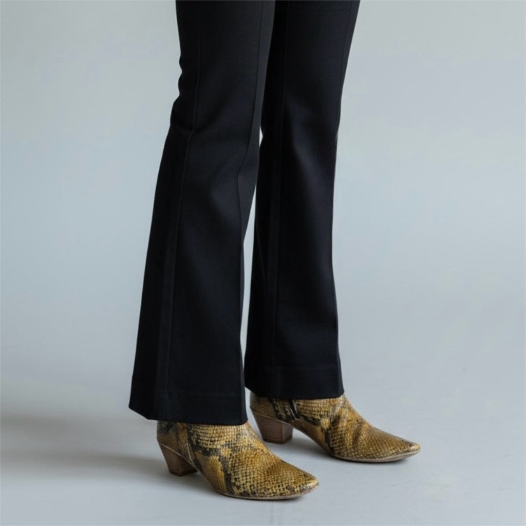 Stivaletto in morbida pelle snake print