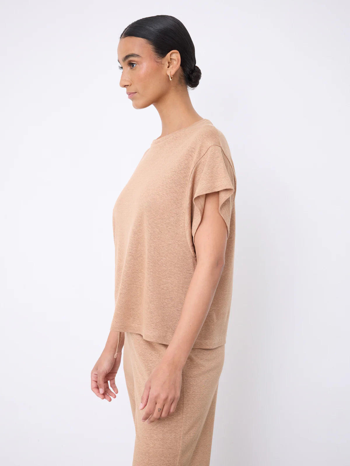 Teila linen T-shirt moka