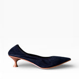 Pucker pump in camoscio blu sfoderato