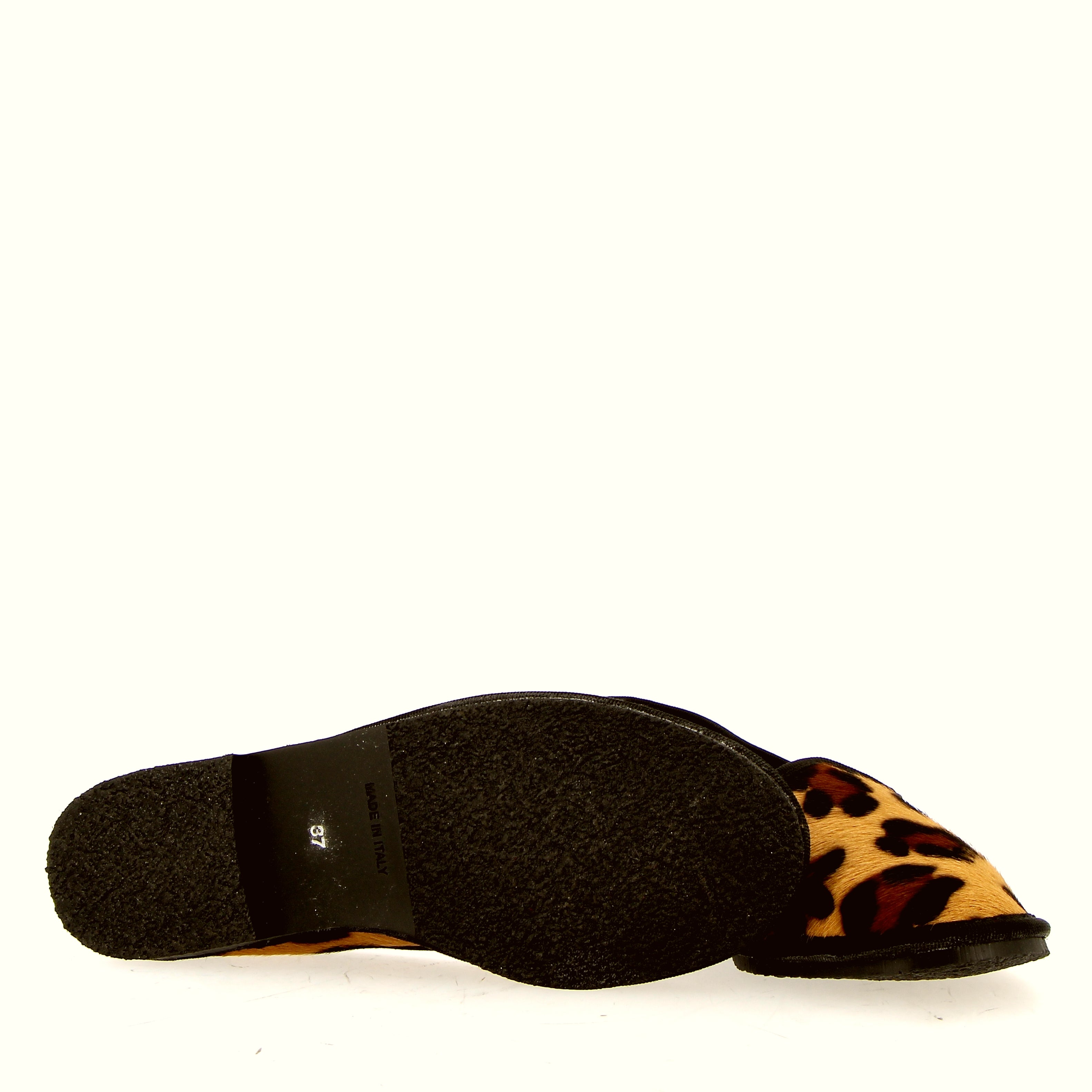 Supersoft leopard "Friulian" ballerina