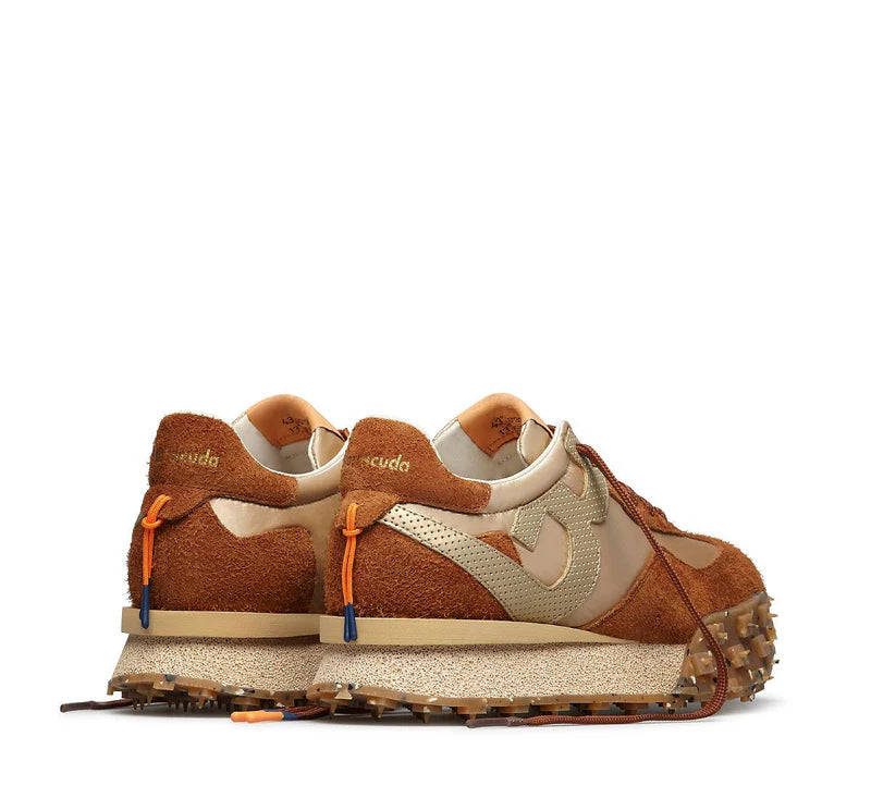 Sneaker cuoio oro in camoscio e nylon con suola light