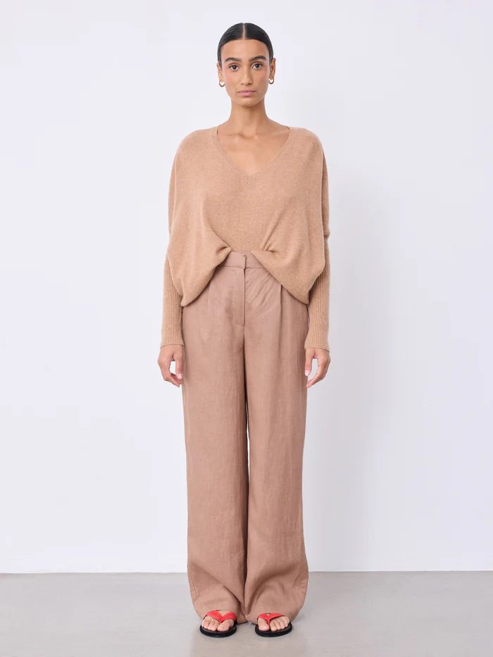 Paula Pantalone in Moka Linen
