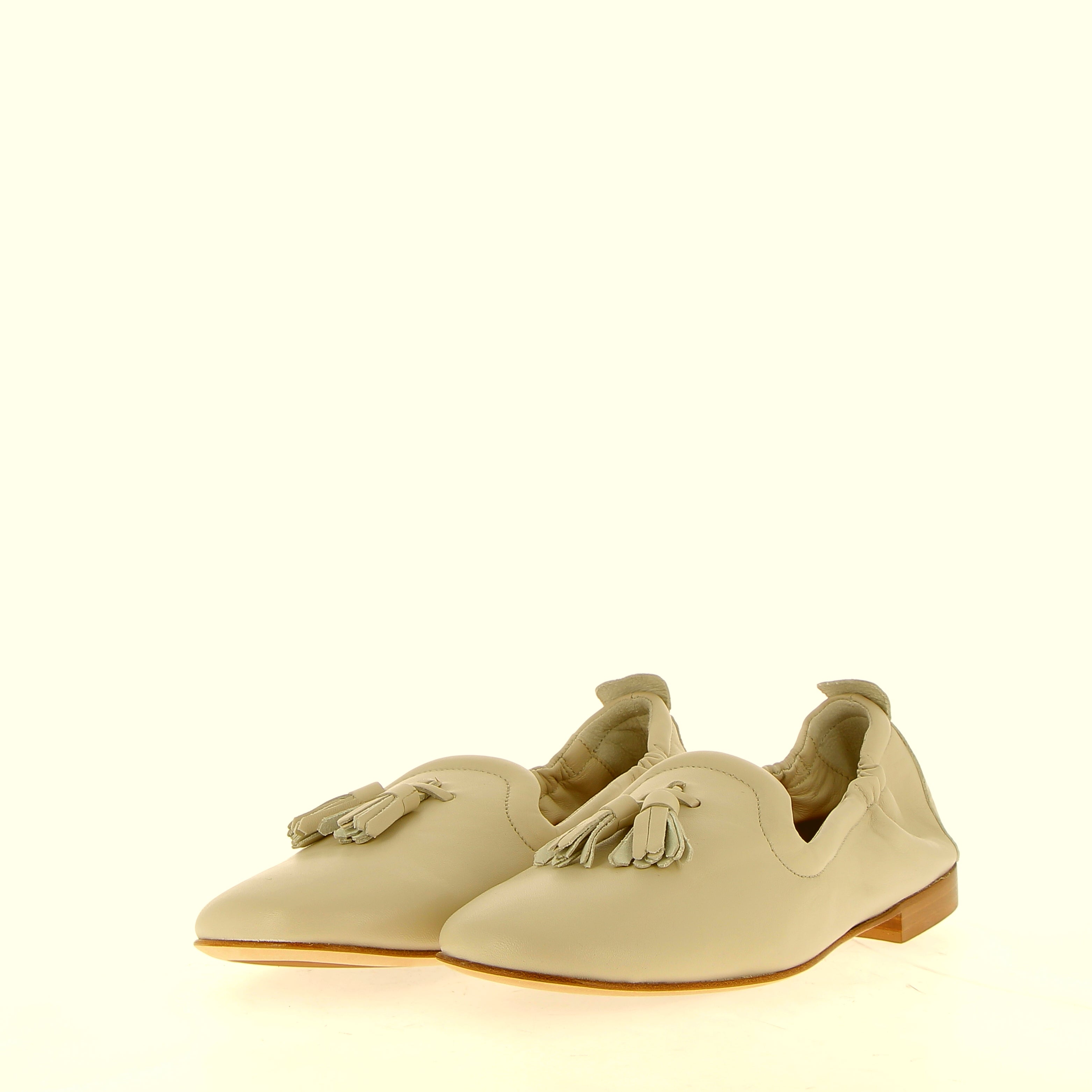 Mocassino morbido in nappa bianco latte