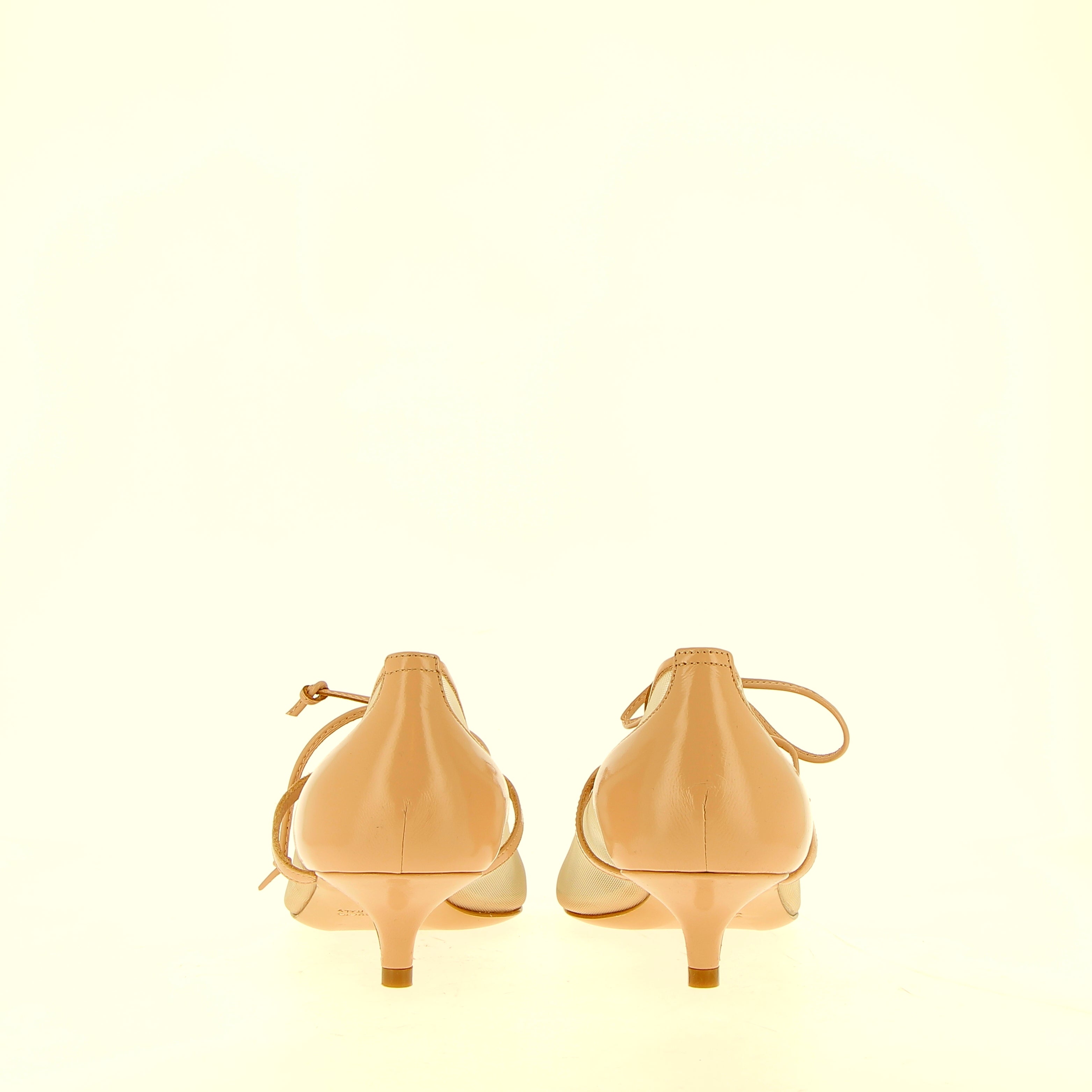 Nude leather and mesh low-cut with strap