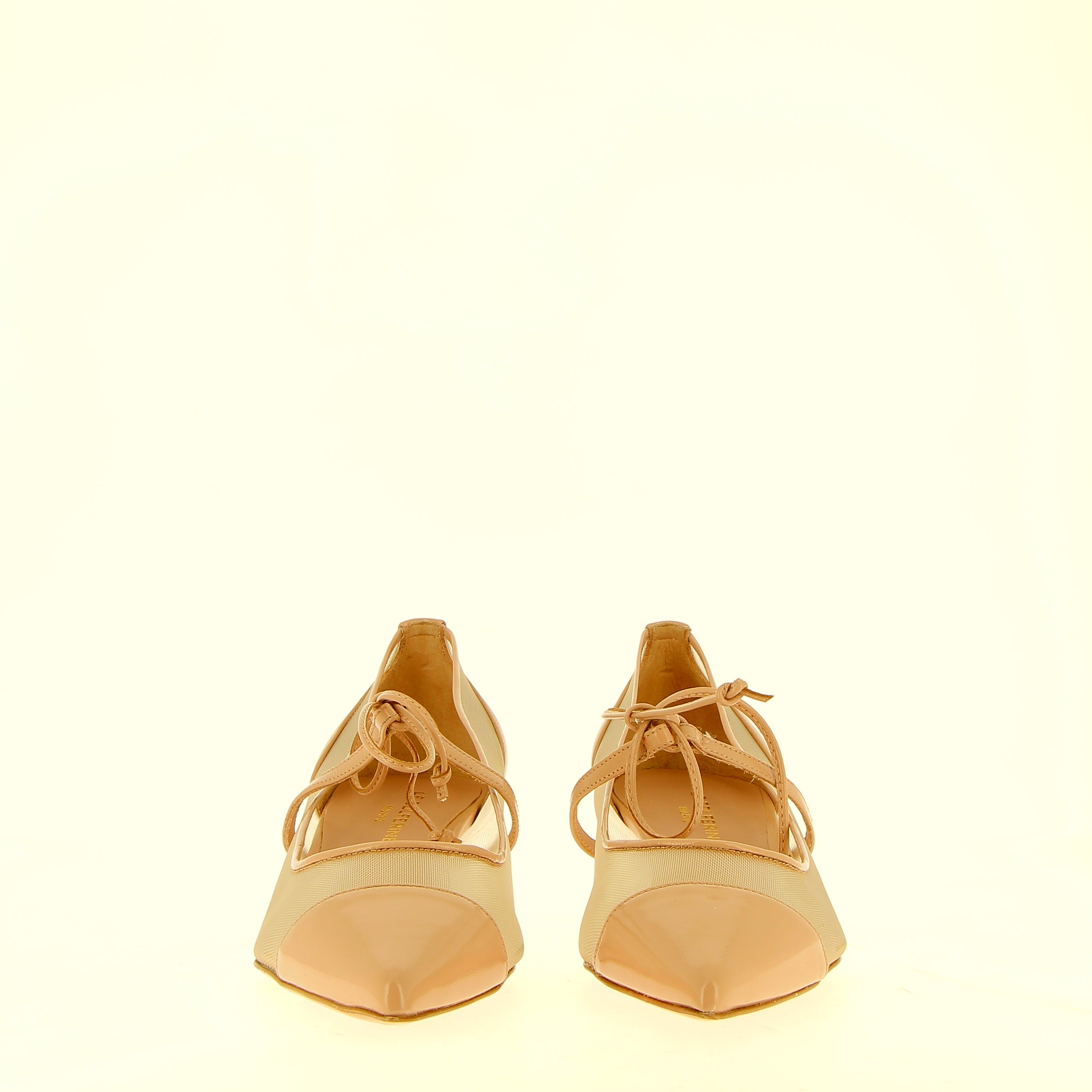 Nude leather and mesh low-cut with strap