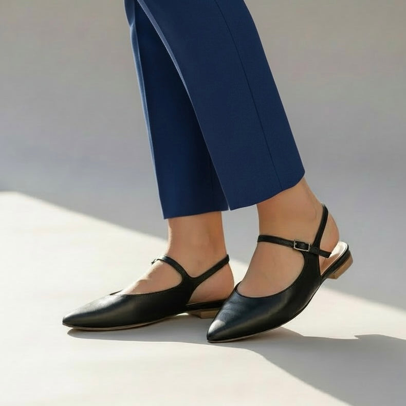 Slingback nappa blu navy a punta