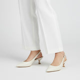 Slingback nappa latte a punta tacco 55