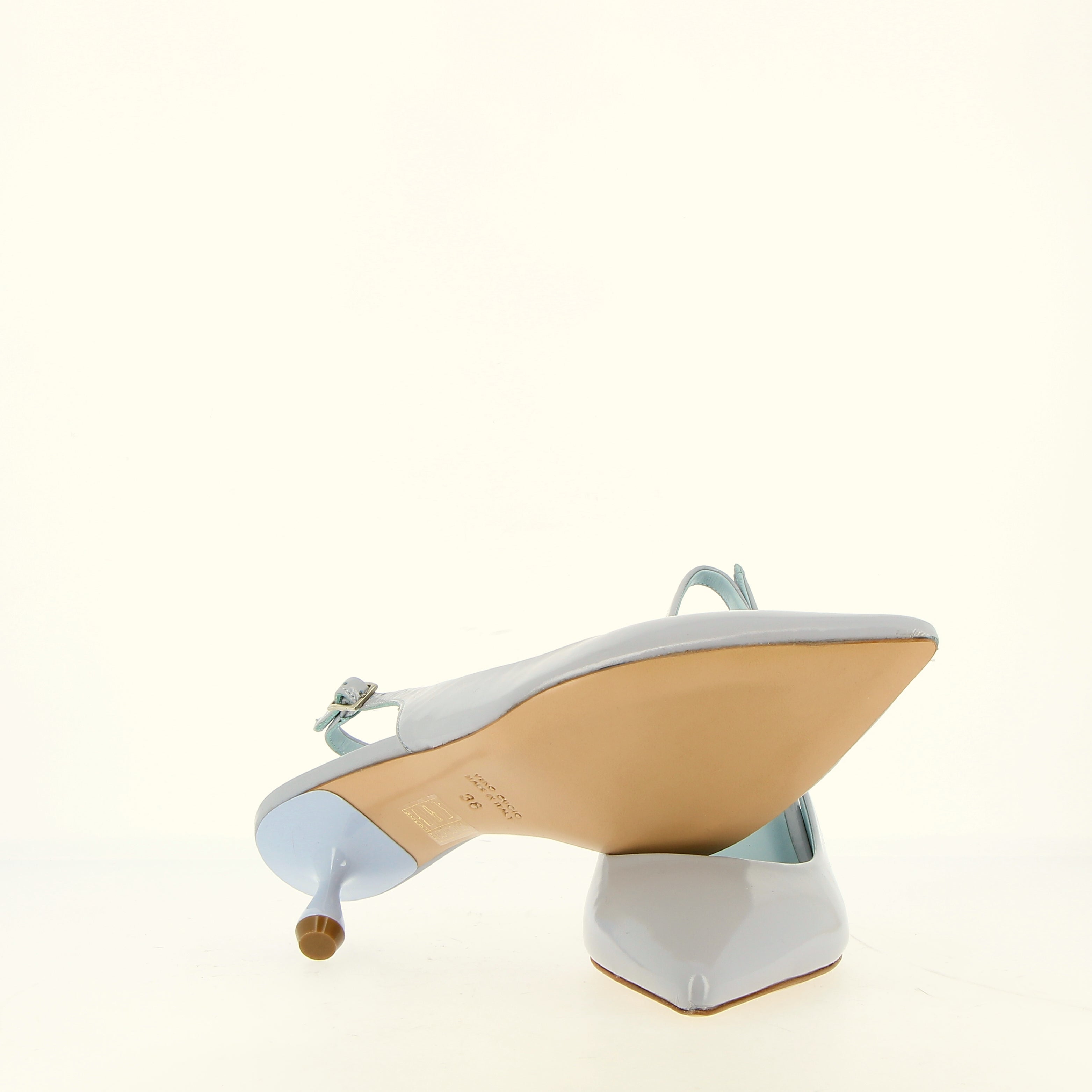 Slingback in verlux celeste