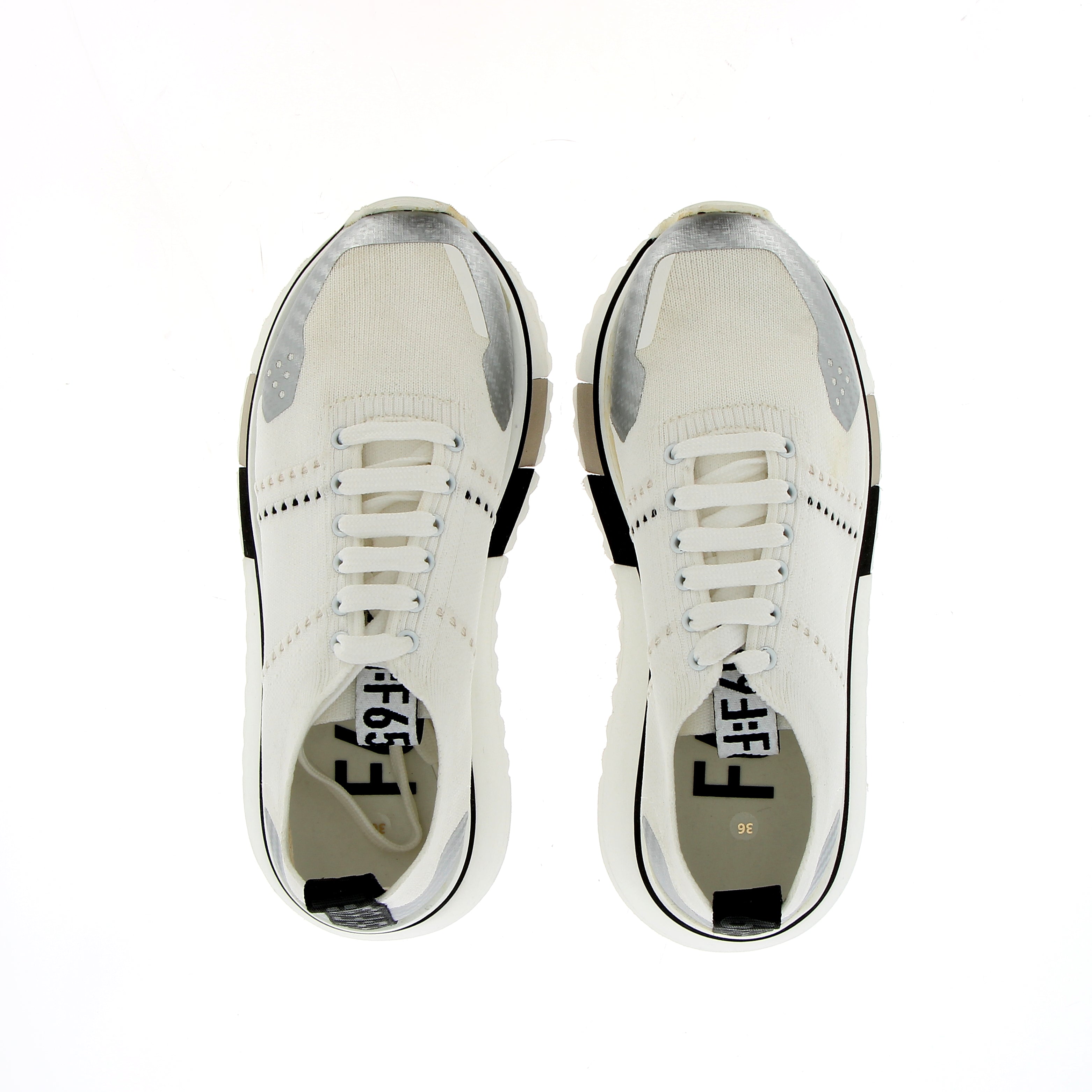 Sneaker texture elastica Bianca suola speciale flex