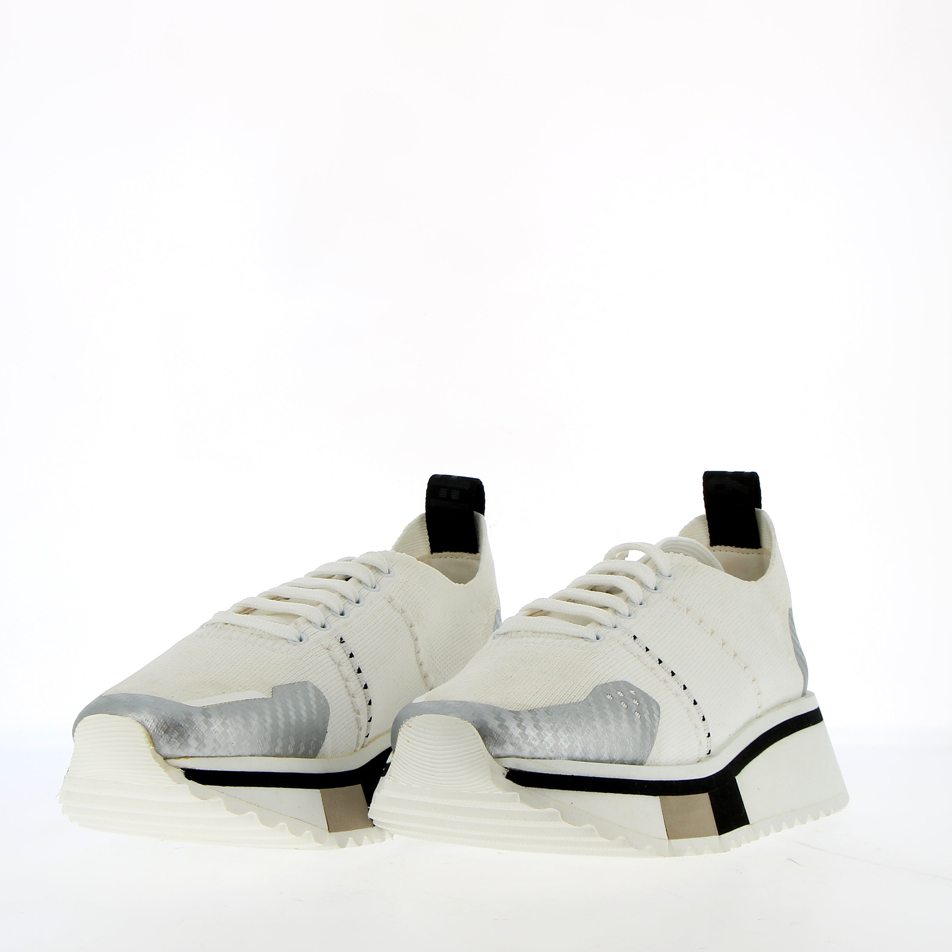 Sneaker texture elastica Bianca suola speciale flex