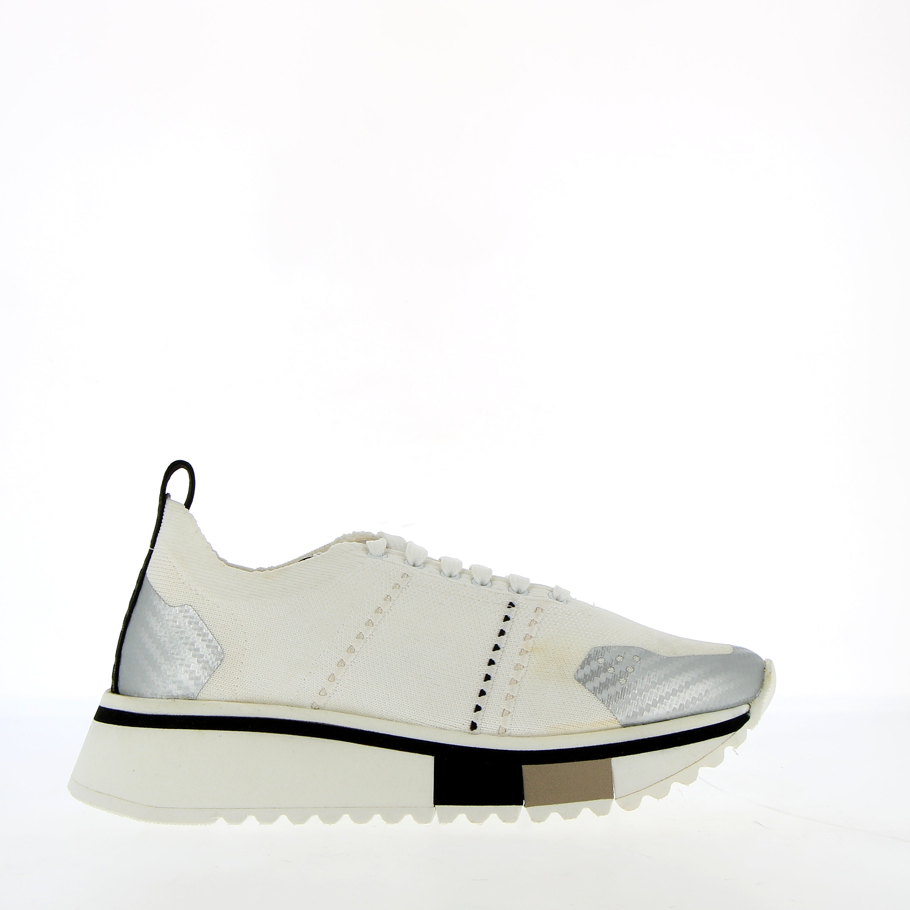 Sneaker texture elastica Bianca suola speciale flex