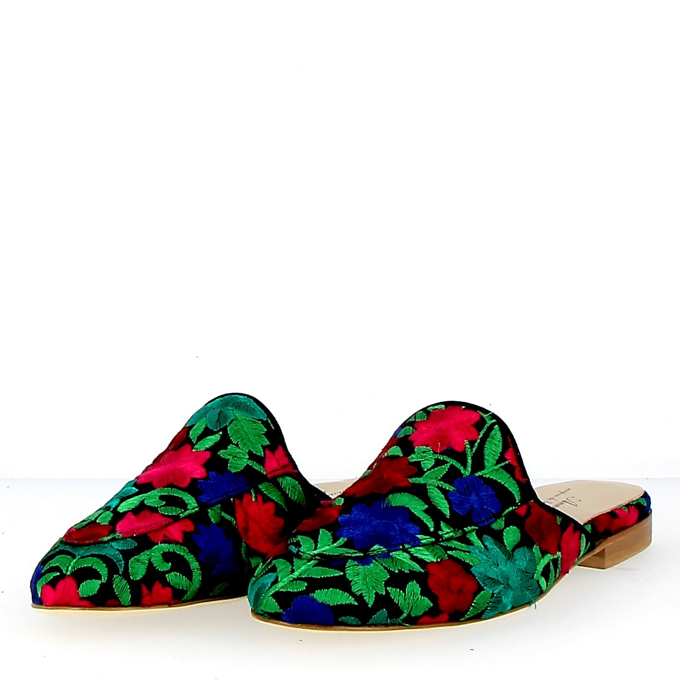 Low mules in black green red floral fabric