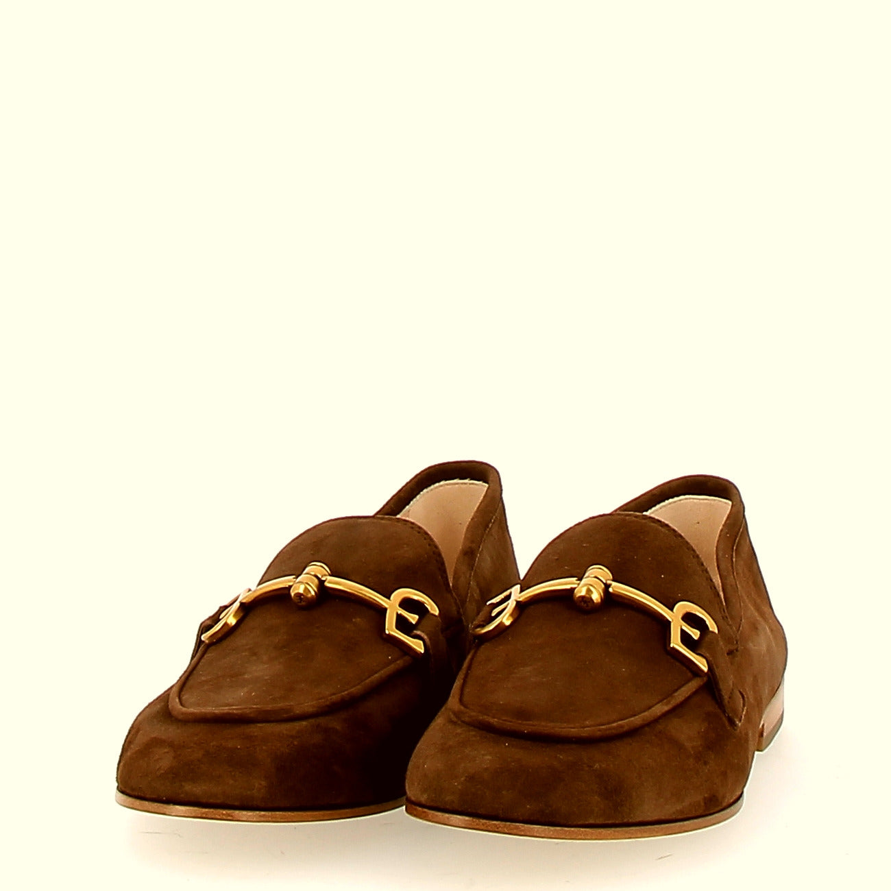 moccasin in burnt color suede with buckle