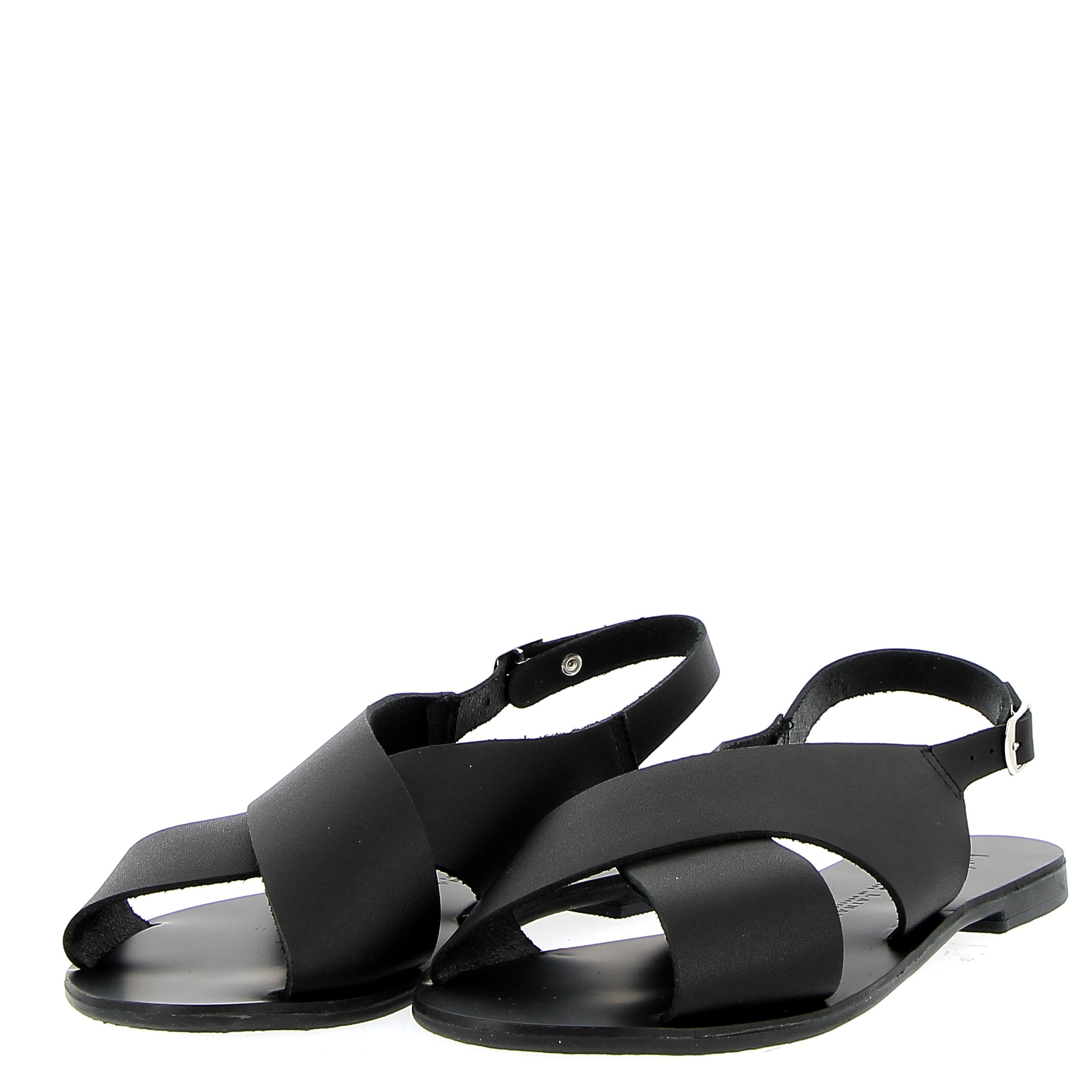 Crossed flat black leather sandal